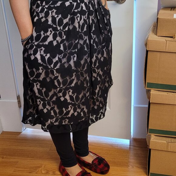 Ladies Black Lace overlay cream dress - Picture 5 of 6